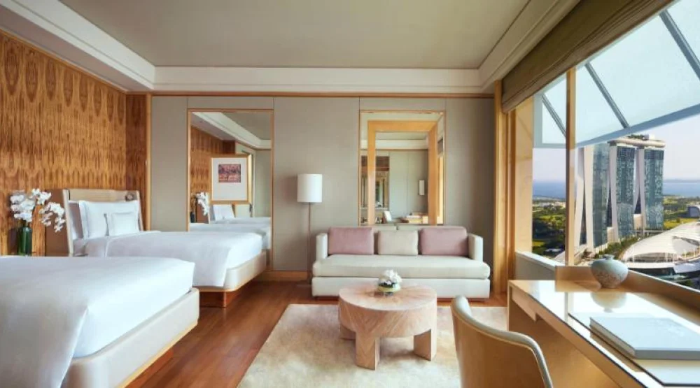 Deluxe Marina, Guest Room, Two Twin, Marina Bay View at The Ritz-Carlton Millenia Singapore