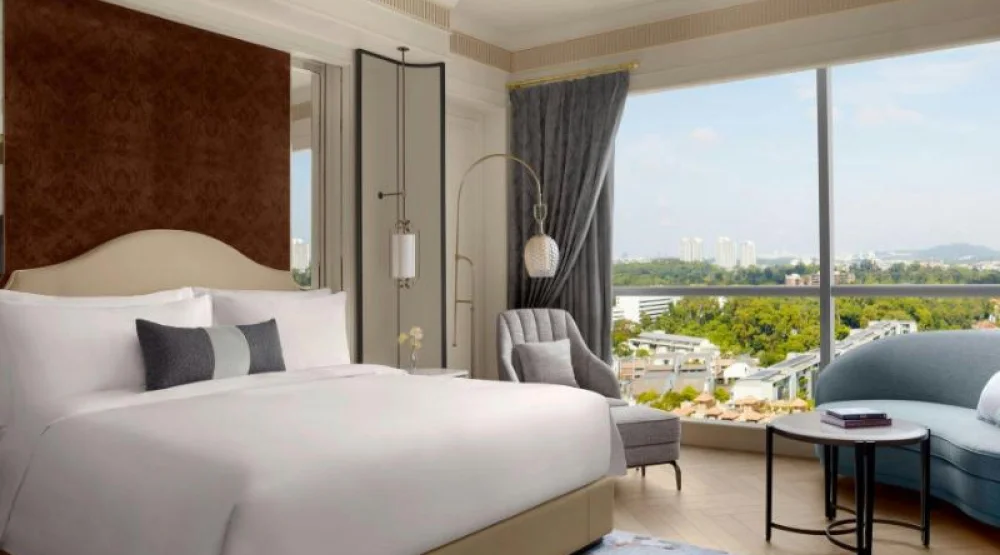 Penthouse Guest Room, One King, Cityscape View View at The St. Regis Singapore