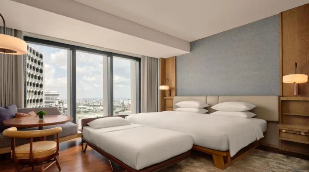 One King Bed Deluxe at Andaz Singapore