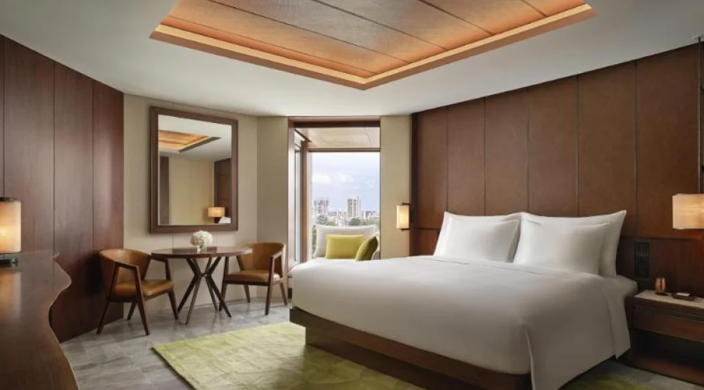 One King Bed at Grand Hyatt Singapore