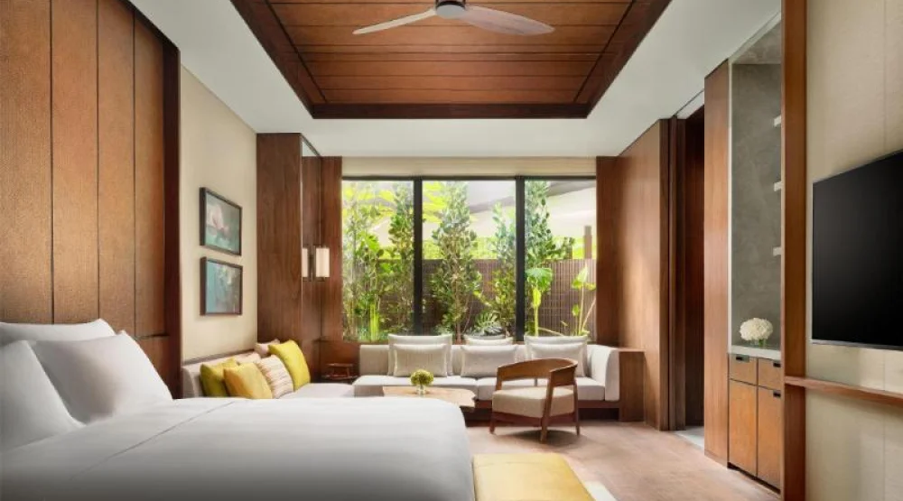 One King Bed Garden Studio at Grand Hyatt Singapore