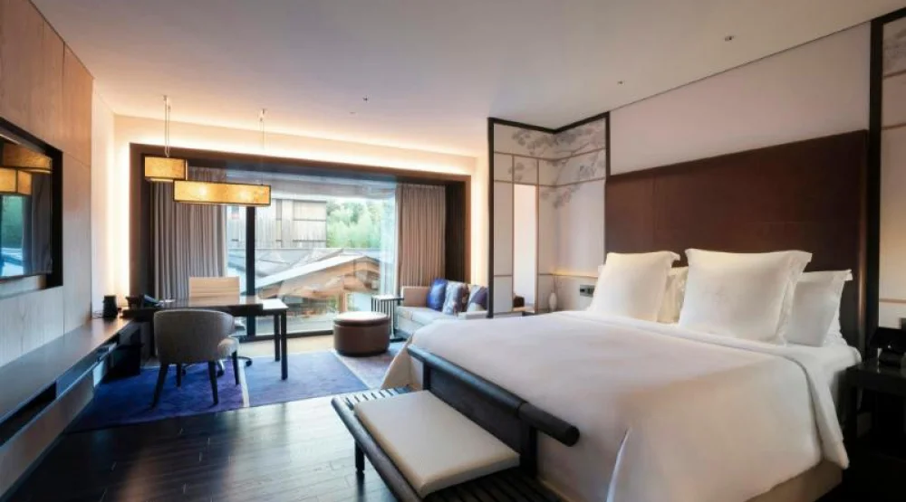 Deluxe Room with King Bed at Four Seasons Kyoto