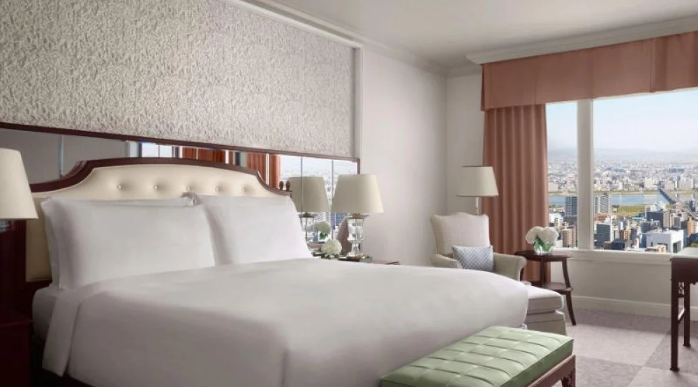 Guest Room, One King at The Ritz-Carlton Osaka