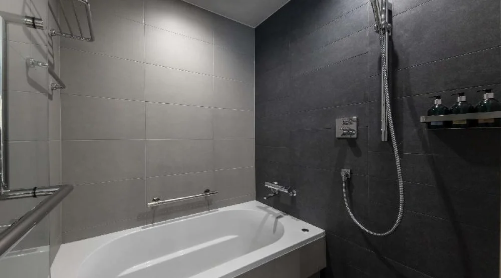 Deluxe Twin Room (yu Standard Floor) at Centara Grand Hotel Osaka