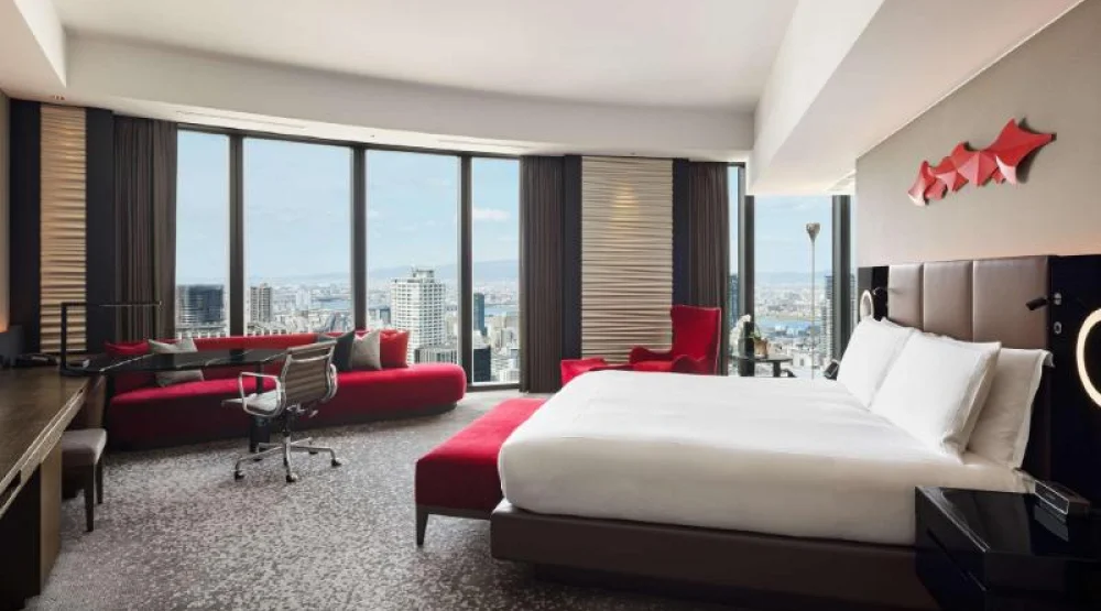 King Junior Corner Suite at Conrad Osaka