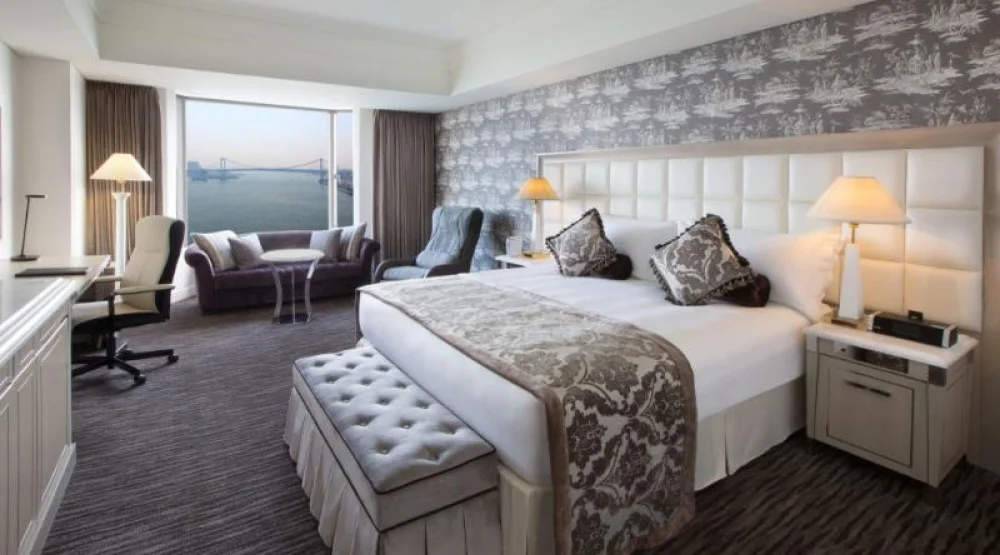 Classic Room at Intercontinental Tokyo Bay
