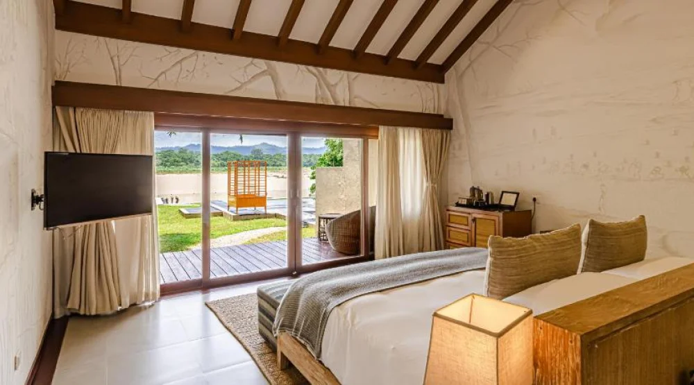 Rapti Mahal Suite with Private Plunge Pool at Meghauli Serai A Taj Safari