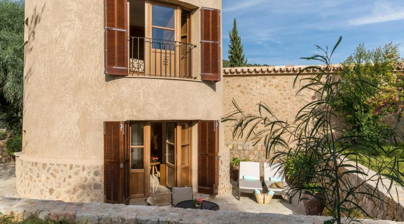 Water Tower Duplex at Castell Son Claret