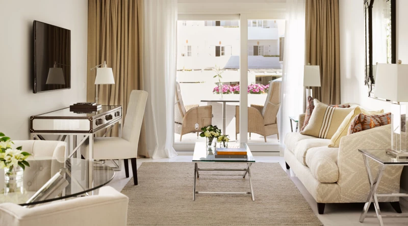 Grand Suite Kitchen at Puente Romano