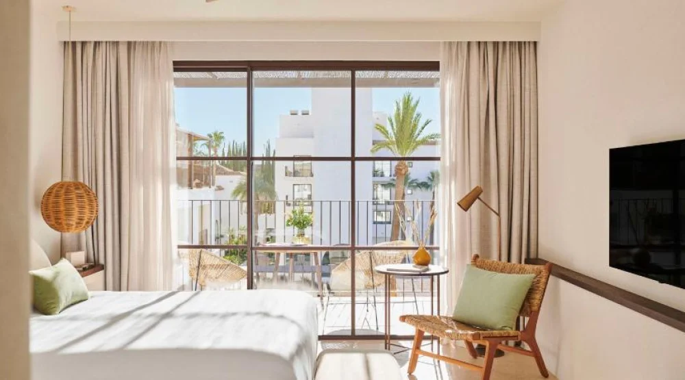 Deluxe King Room at La Zambra Resort, The Unbound Collection By Hyatt