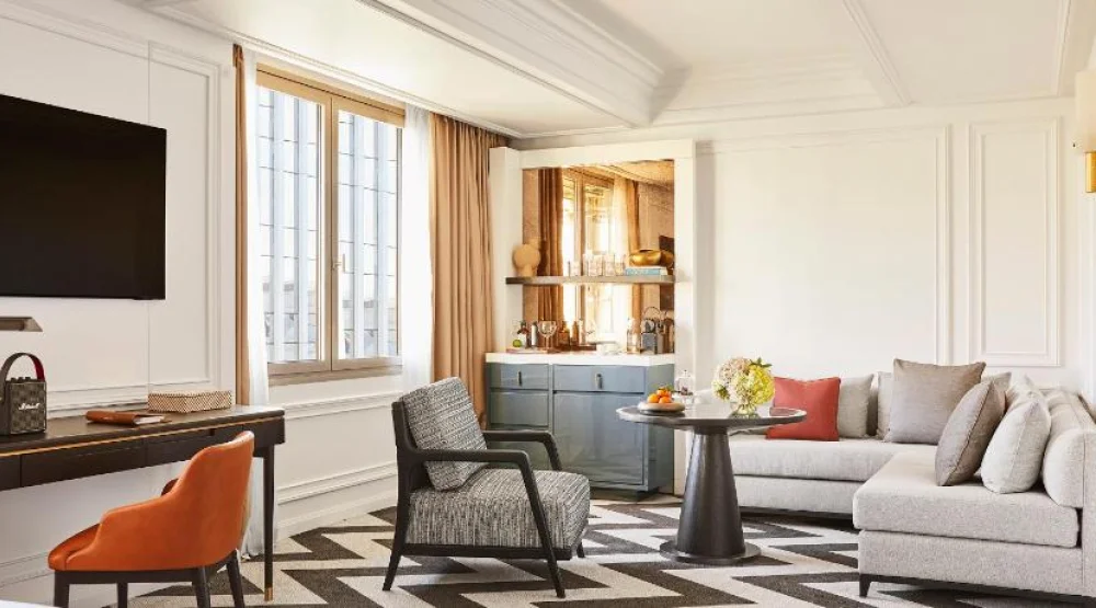 Grand Premier Room at Rosewood Villa Magna