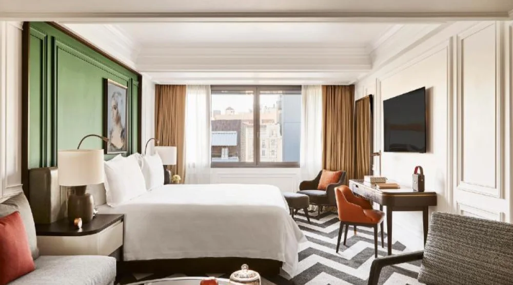 Junior Suite at Rosewood Villa Magna