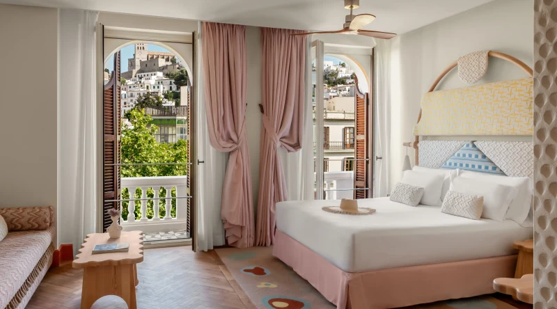 Vara De Rey at Montesol Experimental