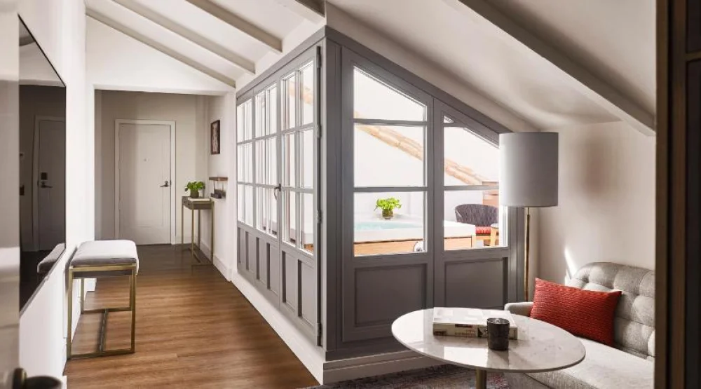 Jacuzzi Suite at Gran Hotel Ingles