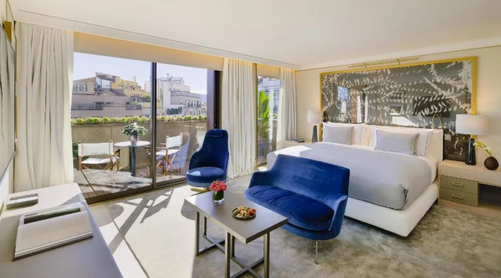 Deluxe Room at The One Barcelona