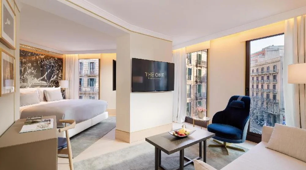 Corner Suite at The One Barcelona