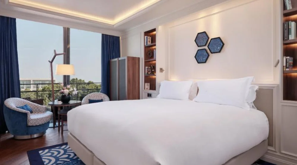 Luxury Room with Double Bed Balcony and View Of Garden at Sofitel Barcelona Skipper