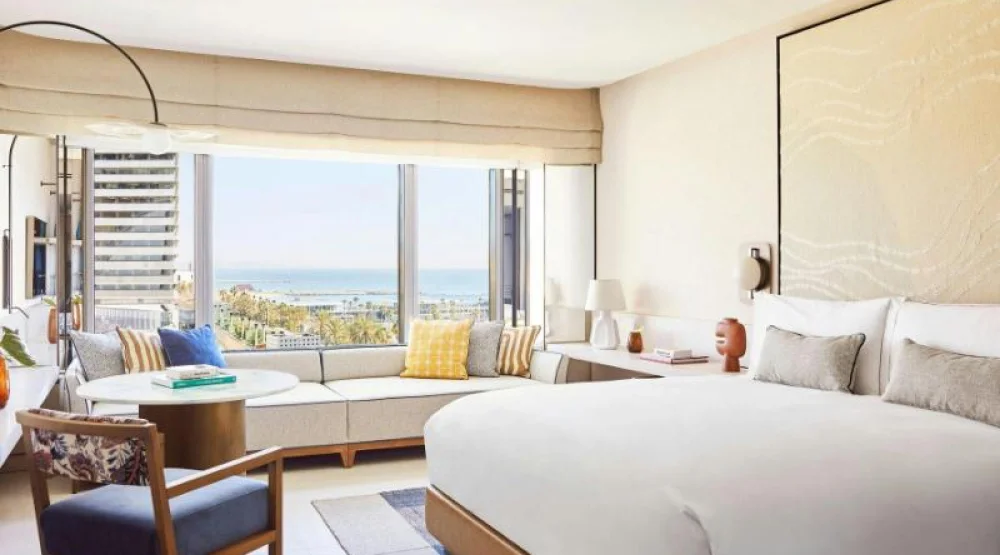 Landscape, Guest Room, One King at Hotel Arts Barcelona