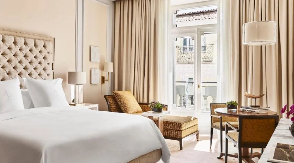 Deluxe Room with Juliet Balcony at Four Seasons Madrid