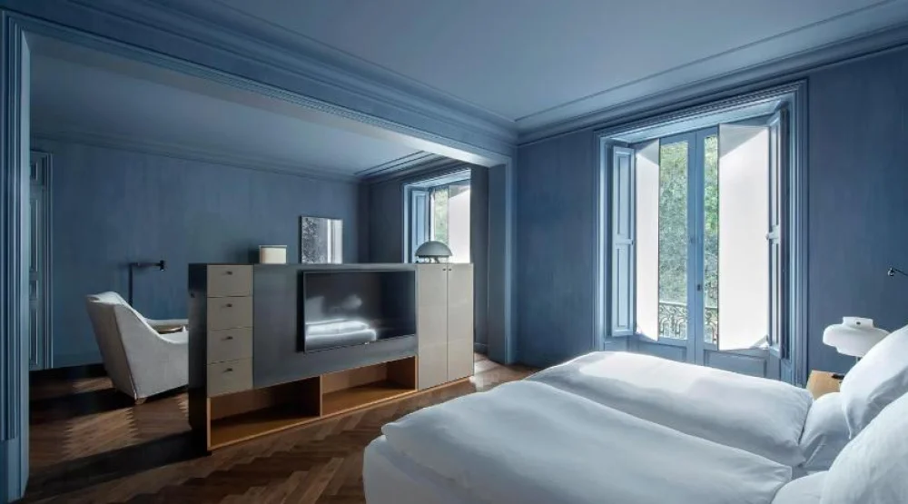 Superior King Suite at Alma Barcelona