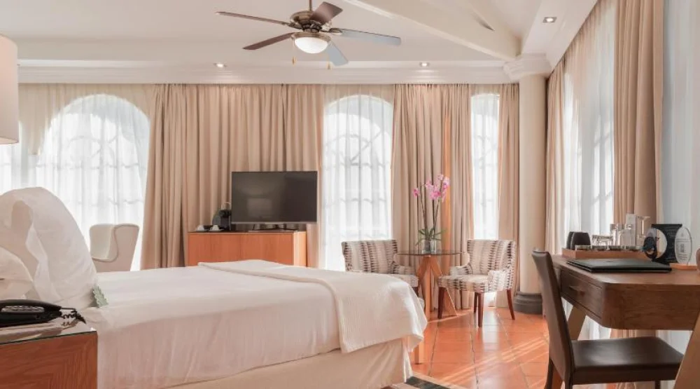 Junior Suite Garden View at Bahia Del Duque