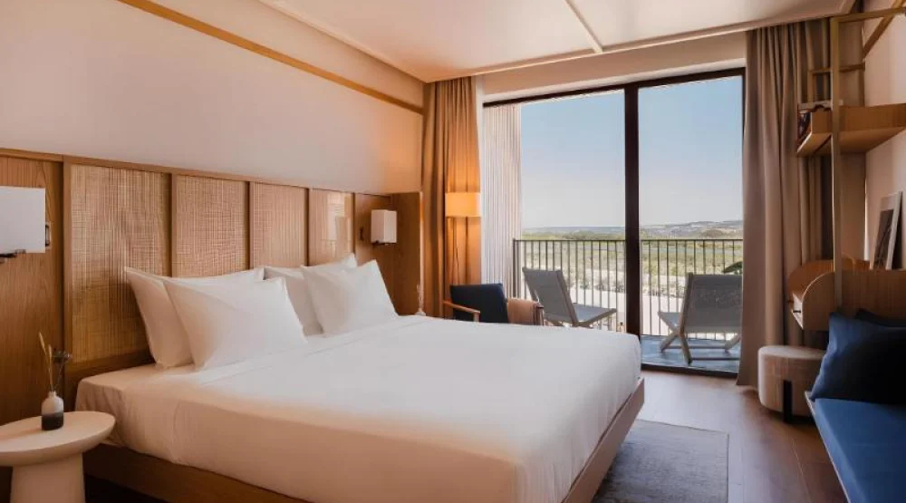 Garden View Master Suite at Aethos Ericeira