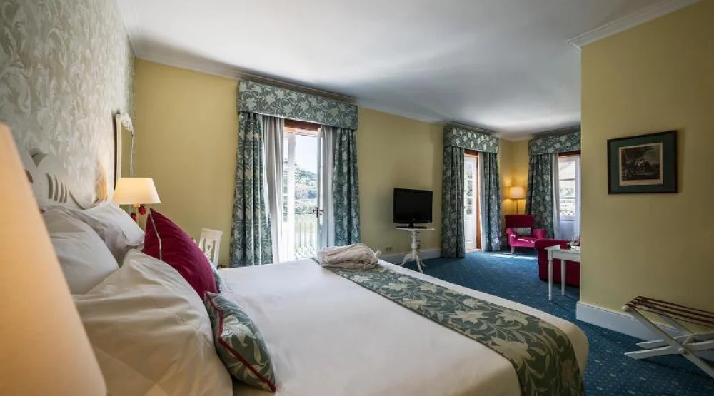 Junior Suite River View at The Vintage House, Douro