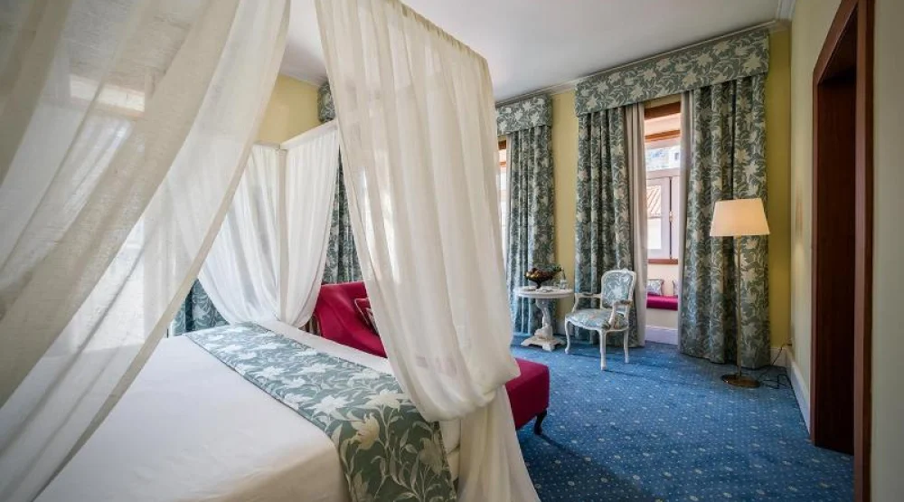 Deluxe River View Suite at The Vintage House, Douro