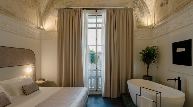 Giaele at Artemisia Domus Giardino