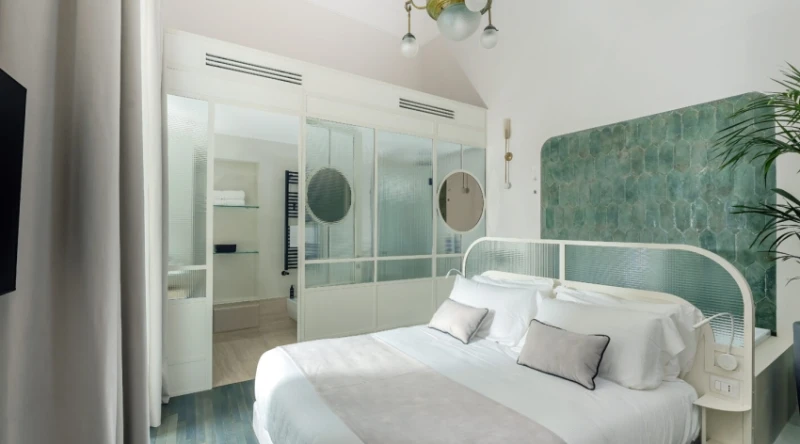 Assuero at Artemisia Domus Giardino