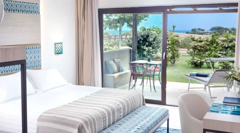 Grand Deluxe Sea View at Baglioni Resort Sardinia