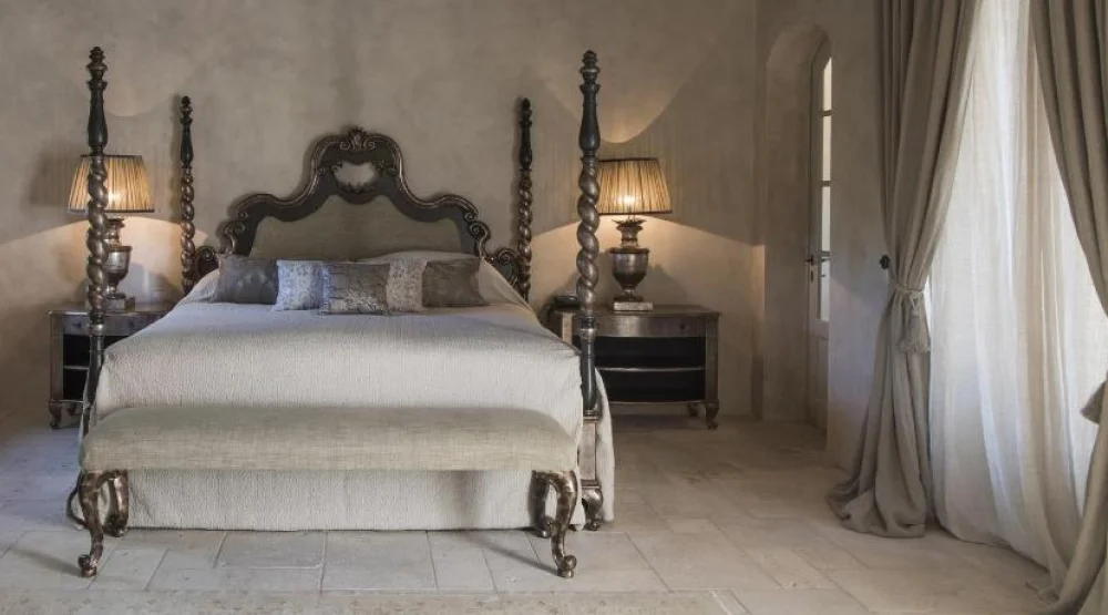 Suite with Private Pool at Borgo Santo Pietro