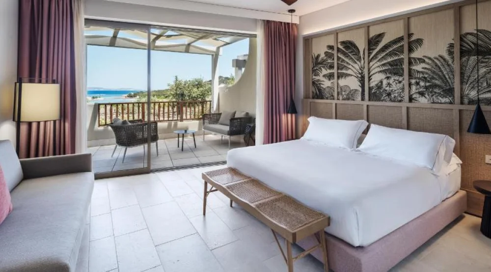 Deluxe Room at Cala Cuncheddi VRetreats