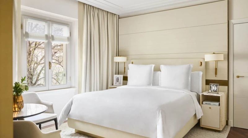Deluxe Room at Four Seasons Hotel Milano