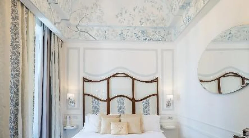 Deluxe Double Or Twin Room at Luxury Villa Excelsior Parco