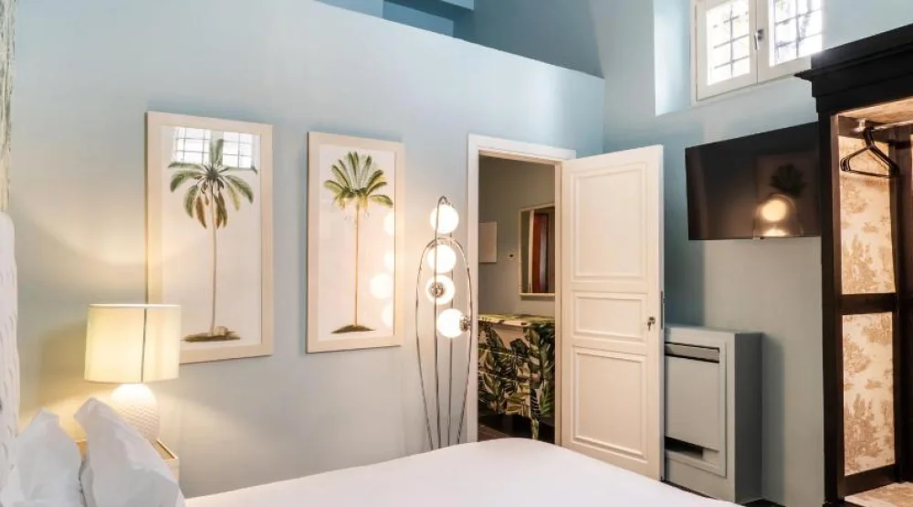 Classic Room at Q92 Noto