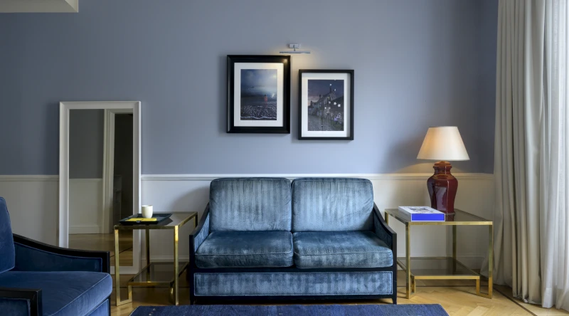 Master Grey Room at The Fifteen Keys Hotel