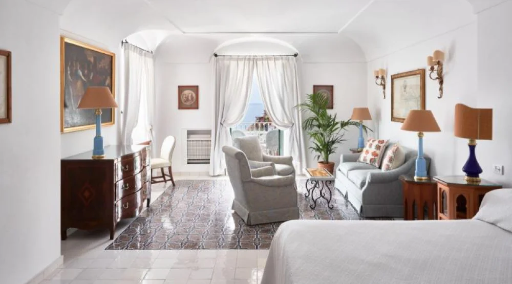 Junior Suite with Sea View at Le Sirenuse