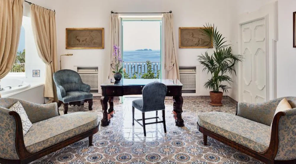 Suite at Le Sirenuse