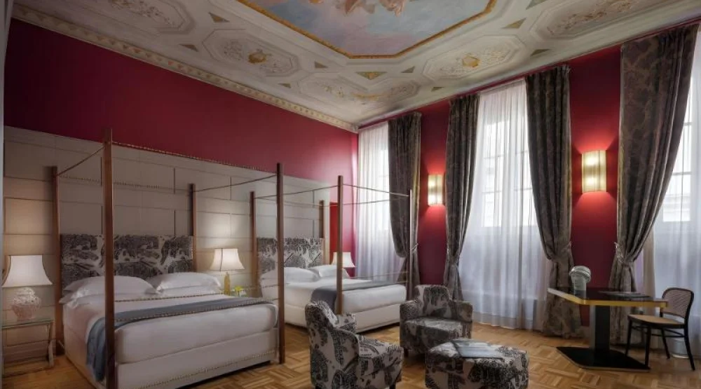 Twin Room at Hotel Number Nine