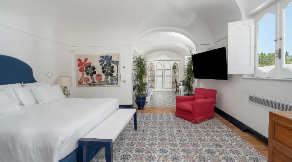 Deluxe Junior Suite at Villa Tre Ville