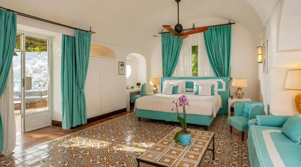 Suite with Terrace at Villa Tre Ville