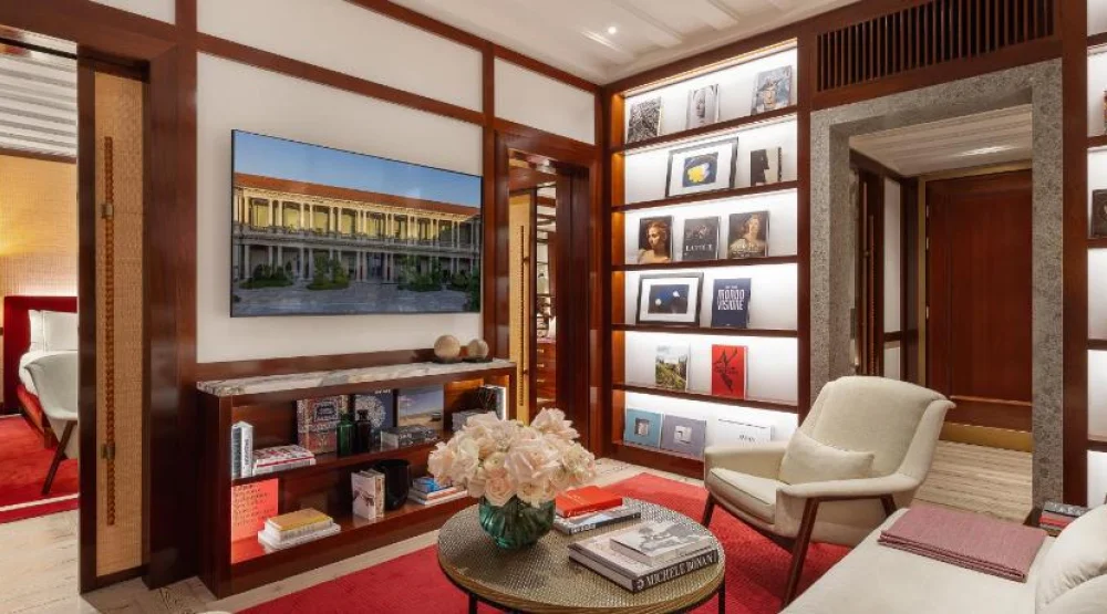 Junior Suite at Portrait Milano