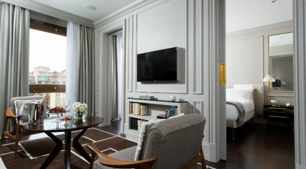 Superior Suite at Portrait Firenze