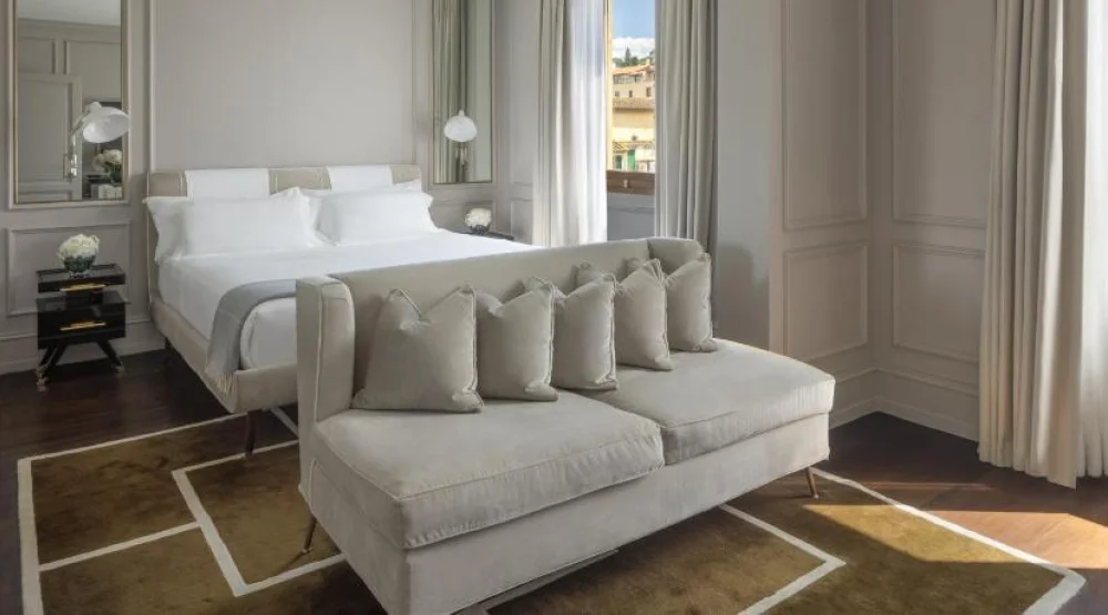 Prestige Suite at Portrait Firenze