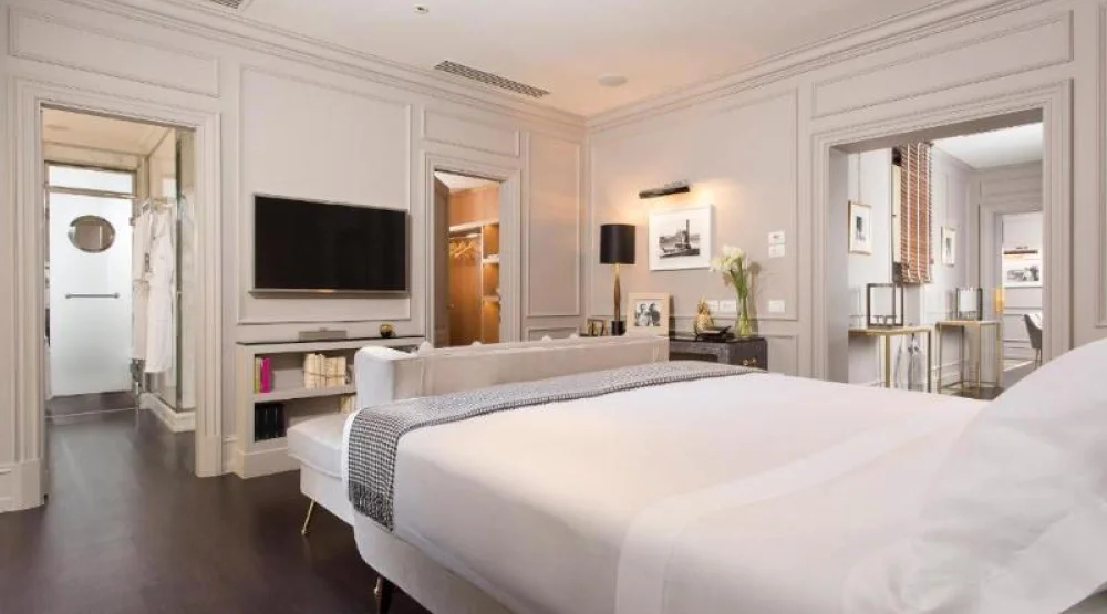 River View Suite at Portrait Firenze