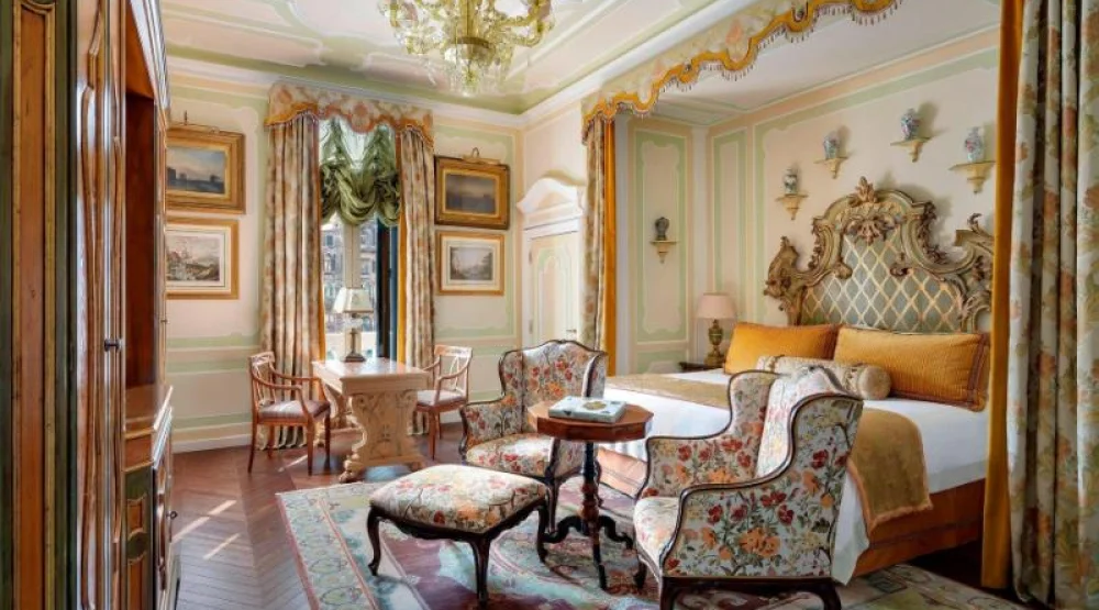 Presidential Suite, One Bedroom Presidential Suite, One King, Grand Canal View, Corner Room, Balcony at The Gritti Palace, a Luxury Collection Hotel