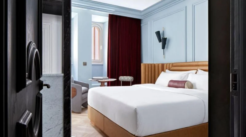 Fabulous, Guest Room, One King at W Rome