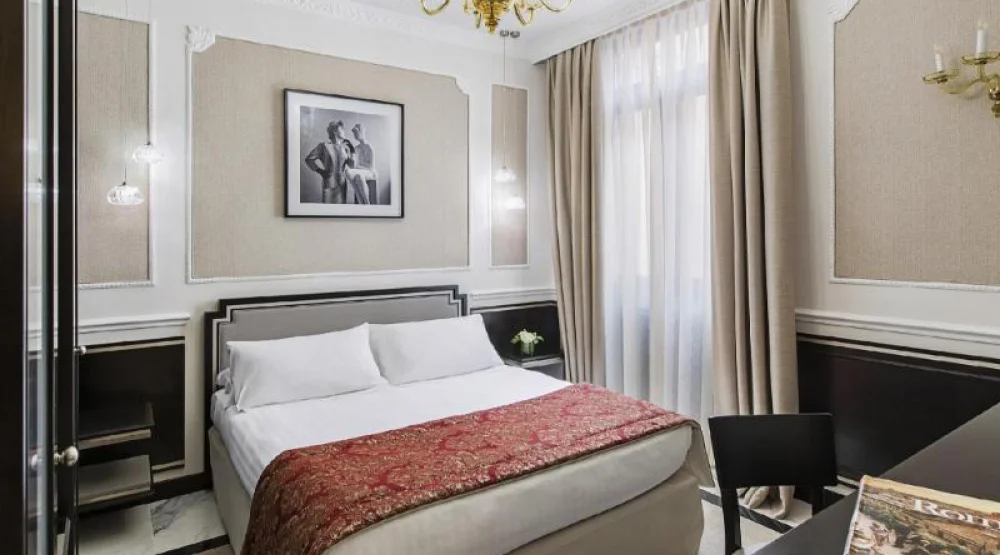 Deluxe Room at Baglioni Hotel Regina Rome