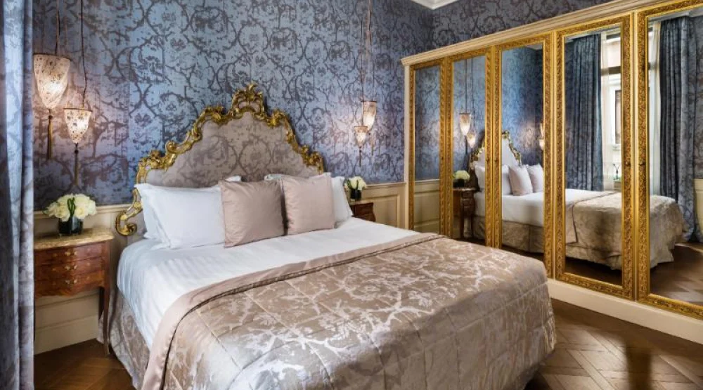 Deluxe Suite at Baglioni Hotel Luna Venice